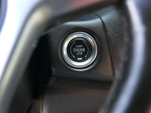 Used 2023 Chevrolet Tahoe Premier image 14