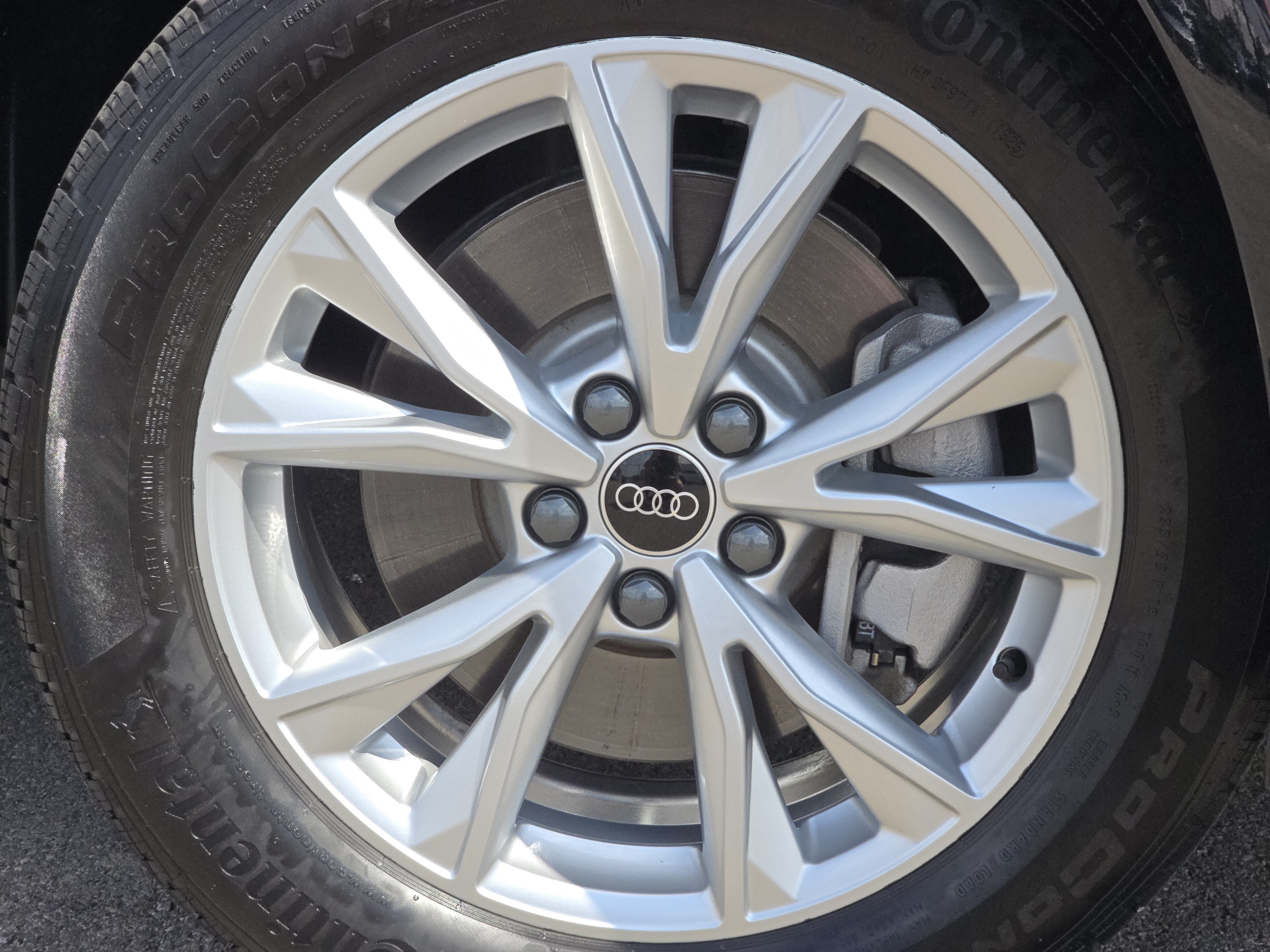 Certified 2025 Audi Q3 2.0T Premium w/ Convenience Package AWD/4WD image 14