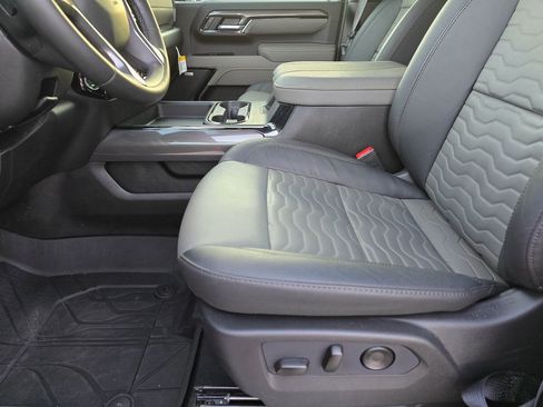 Used 2026 Chevrolet Silverado 2500 ZR2 image 10