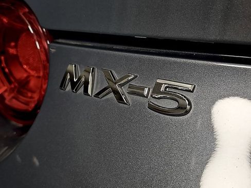 Used 2020 MAZDA MX-5 Miata Grand Touring image 30