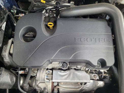 Used 2024 Chevrolet Equinox LT w/ LPO, Floor Liner Package image 30