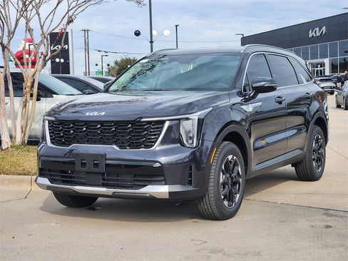 New 2026 Kia Sorento S image 2