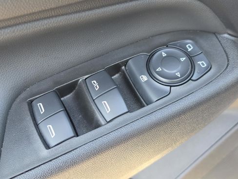 Used 2024 Chevrolet Equinox LT image 21