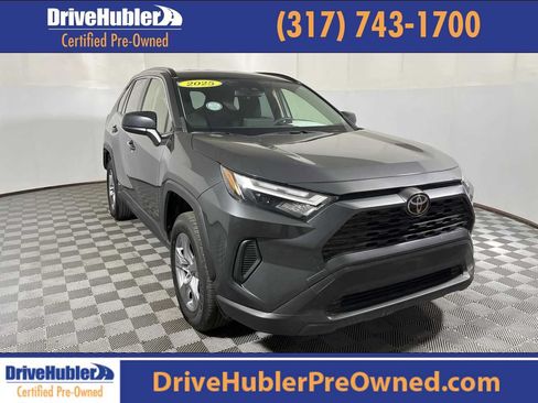 Used 2025 Toyota RAV4 LE AWD/4WD image 1