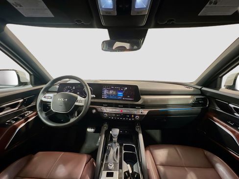 Used 2024 Kia Telluride SX image 18