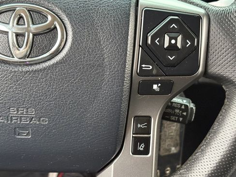 Used 2019 Toyota Tacoma SR5 image 21