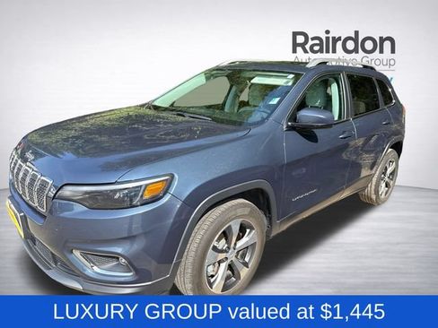 Used 2020 Jeep Cherokee Limited w/ Luxury Group AWD/4WD image 3