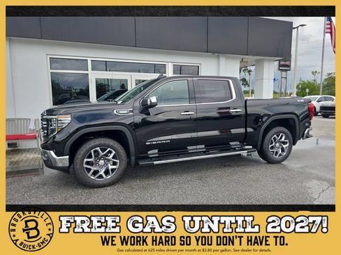 New 2026 GMC Sierra 1500 SLT w/ SLT Premium Plus Package AWD/4WD image 1