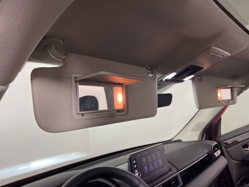 Used 2025 Honda Pilot Touring image 36