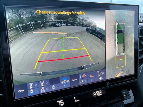 Used 2023 Toyota Tundra Limited image 20