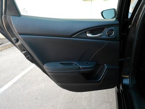 Used 2018 Honda Civic EX image 14