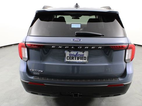 Used 2025 Ford Explorer Active image 8
