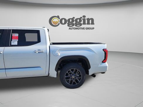 New 2025 Toyota Tundra Platinum image 32