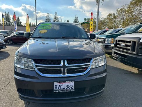 Used 2015 Dodge Journey American Value Package w/ Flexible Seating Group image 2