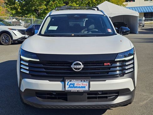 New 2026 Nissan Kicks SR w/ Cold Weather Package image 2