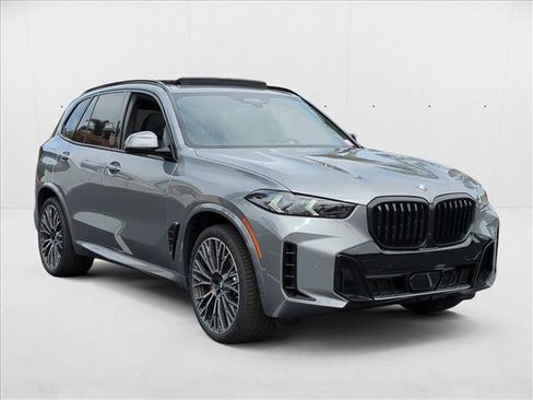 Used 2026 BMW X5 xDrive40i w/ M Sport Package AWD/4WD image 7