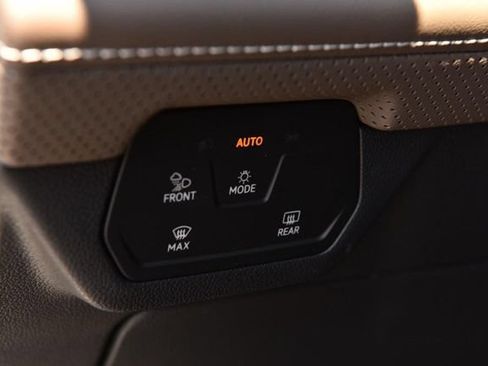New 2026 Volkswagen Atlas SEL AWD/4WD image 11