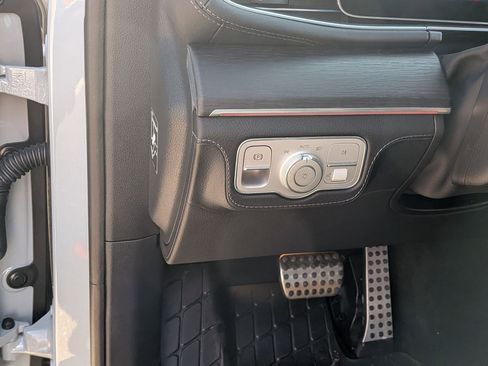 Certified 2025 Mercedes-Benz GLE 53 AMG 4MATIC image 15