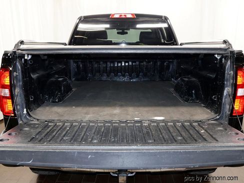 Used 2017 GMC Sierra 1500 SLE w/ Suspension Package, Off-Road AWD/4WD image 6