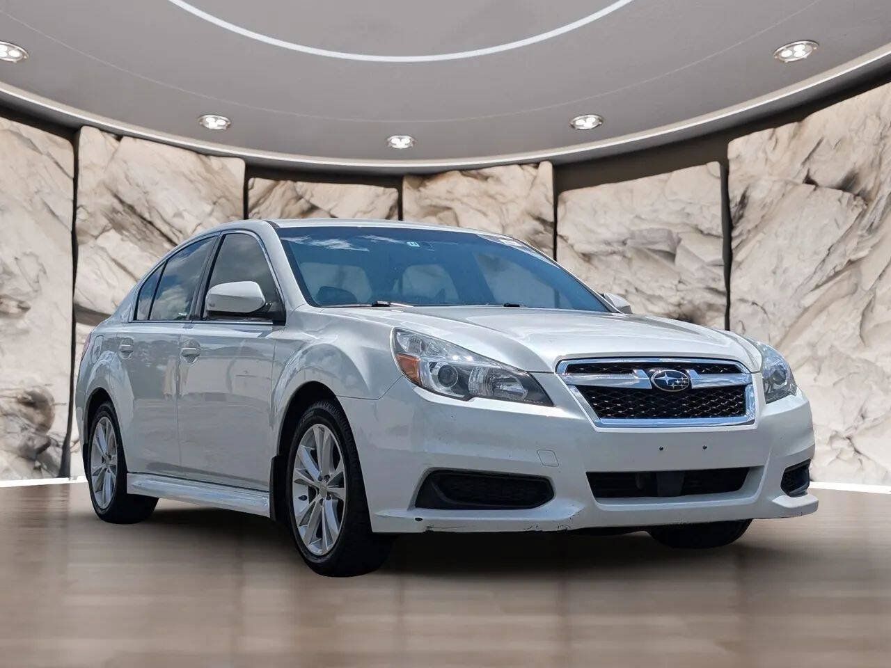 Used 2013 Subaru Legacy 2.5i Premium w/ All-Weather Pkg + Moonroof AWD/4WD image 16