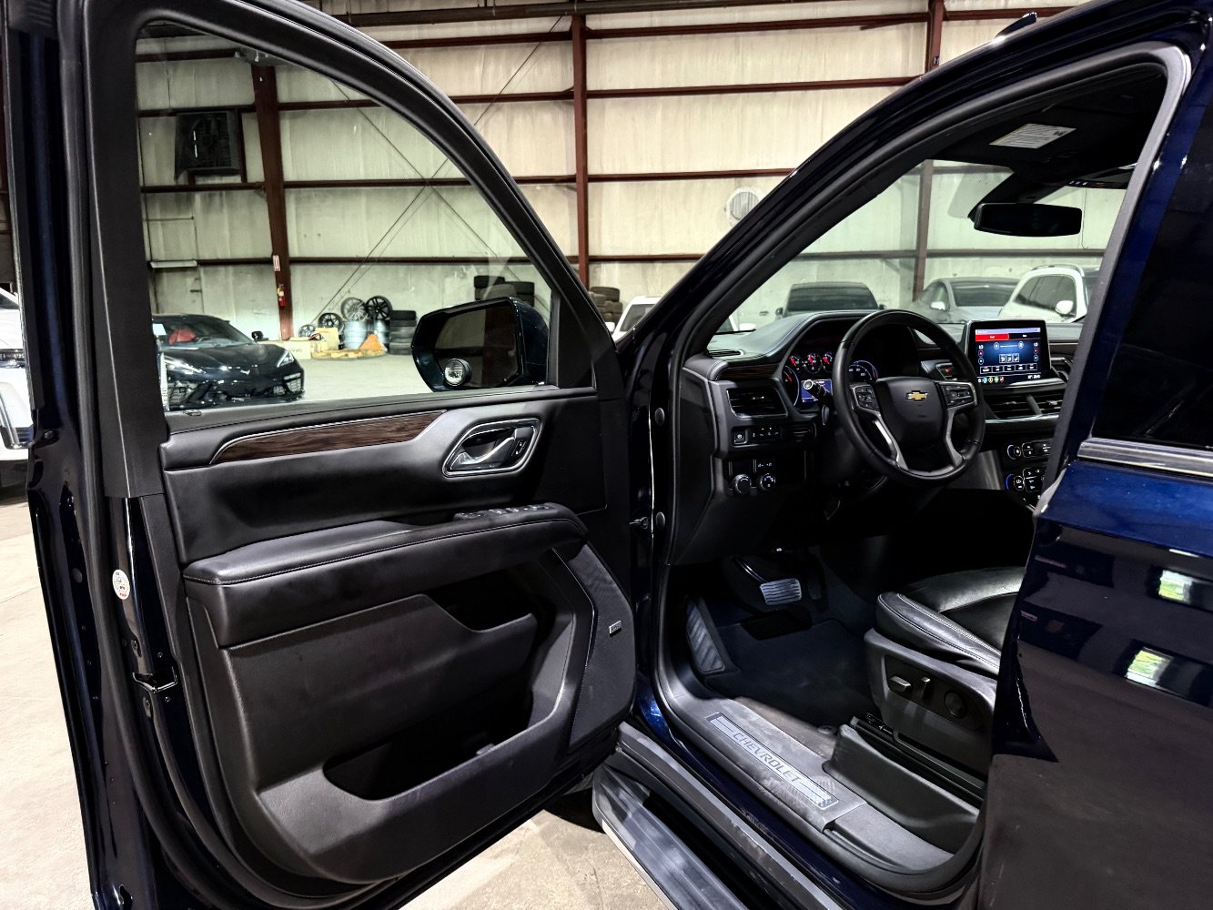 Used 2021 Chevrolet Tahoe LT RWD image 12