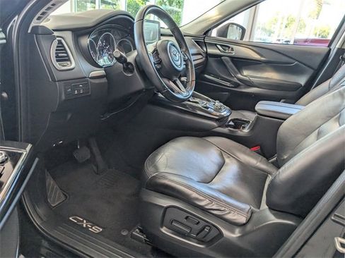 Used 2019 MAZDA CX-9 Touring w/ Touring Premium Package image 6