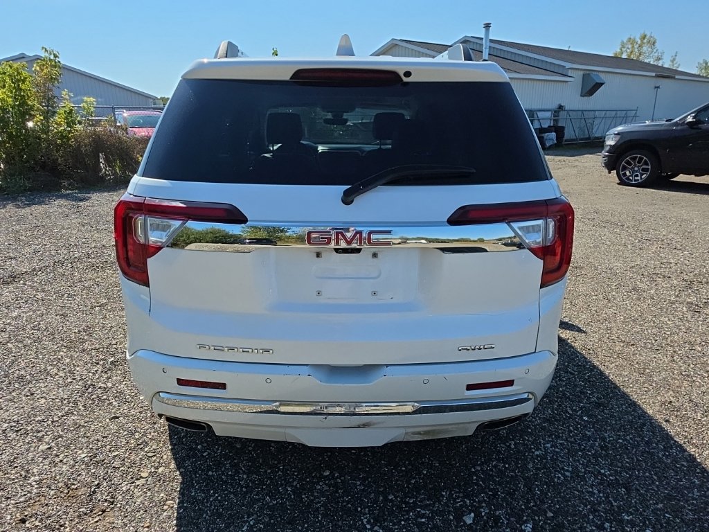 Used 2021 GMC Acadia Denali w/ GMC Pro Grade Package AWD/4WD image 8