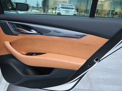 Used 2025 Cadillac CT5 Premium Luxury w/ Platinum Package image 17