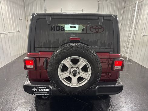 Used 2021 Jeep Wrangler Unlimited Sport AWD/4WD image 39