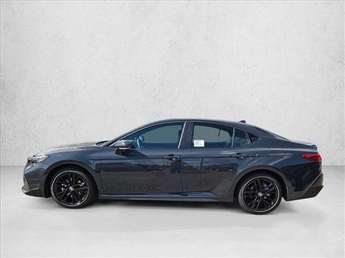 New 2026 Toyota Camry SE FWD image 5