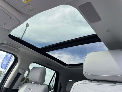 New 2025 Ford Expedition Max Platinum w/ Platinum Ultimate Package image 8