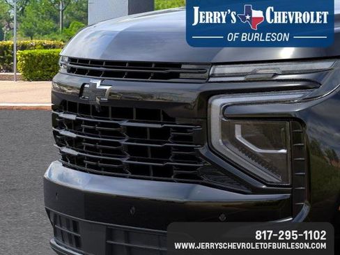 New 2026 Chevrolet Suburban RST w/ RST Capability Package AWD/4WD image 15