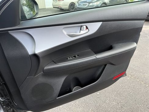 Used 2024 Kia Forte LXS FWD image 37