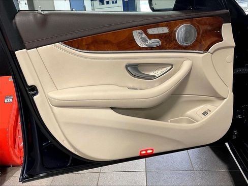 Used 2018 Mercedes-Benz E 400 4MATIC Wagon image 9