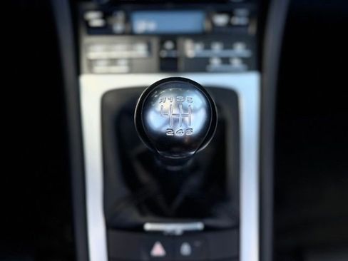 Used 2022 Porsche 718 Boxster RWD image 31