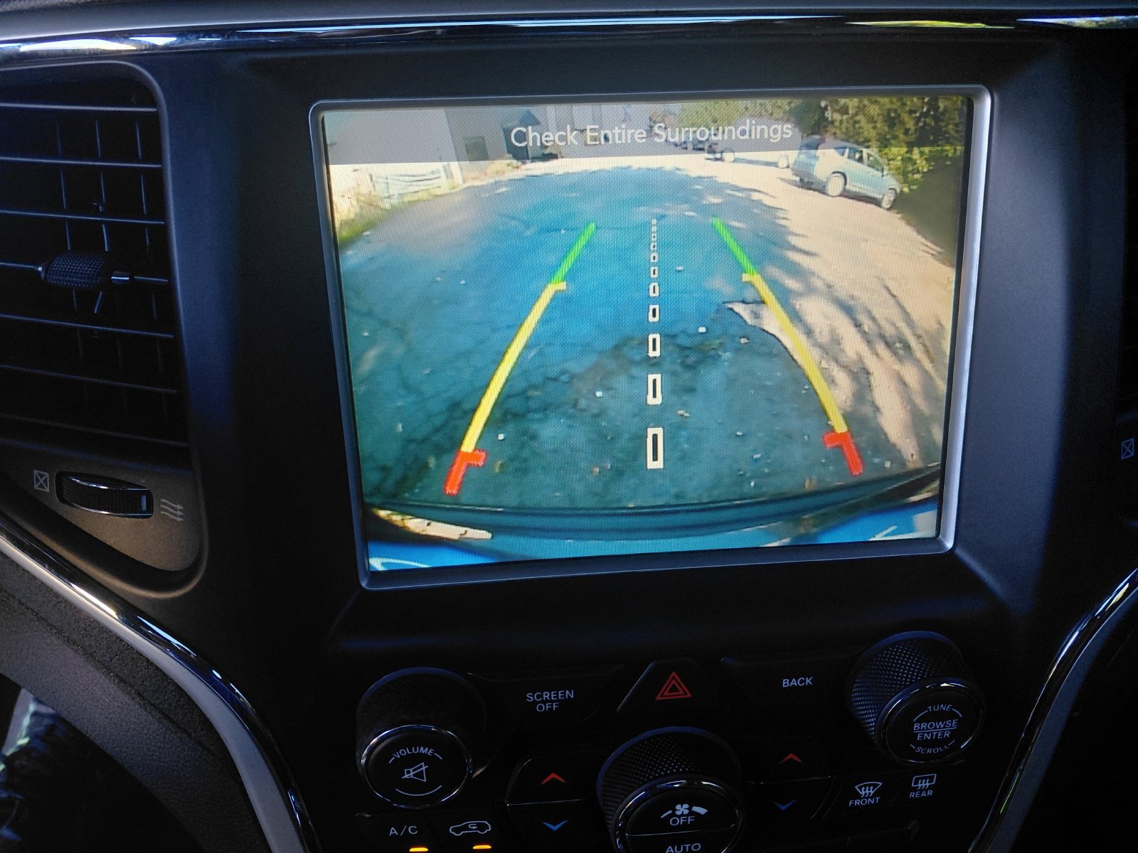 Used 2015 Jeep Grand Cherokee SRT w/ Trailer Tow Group IV AWD/4WD image 10