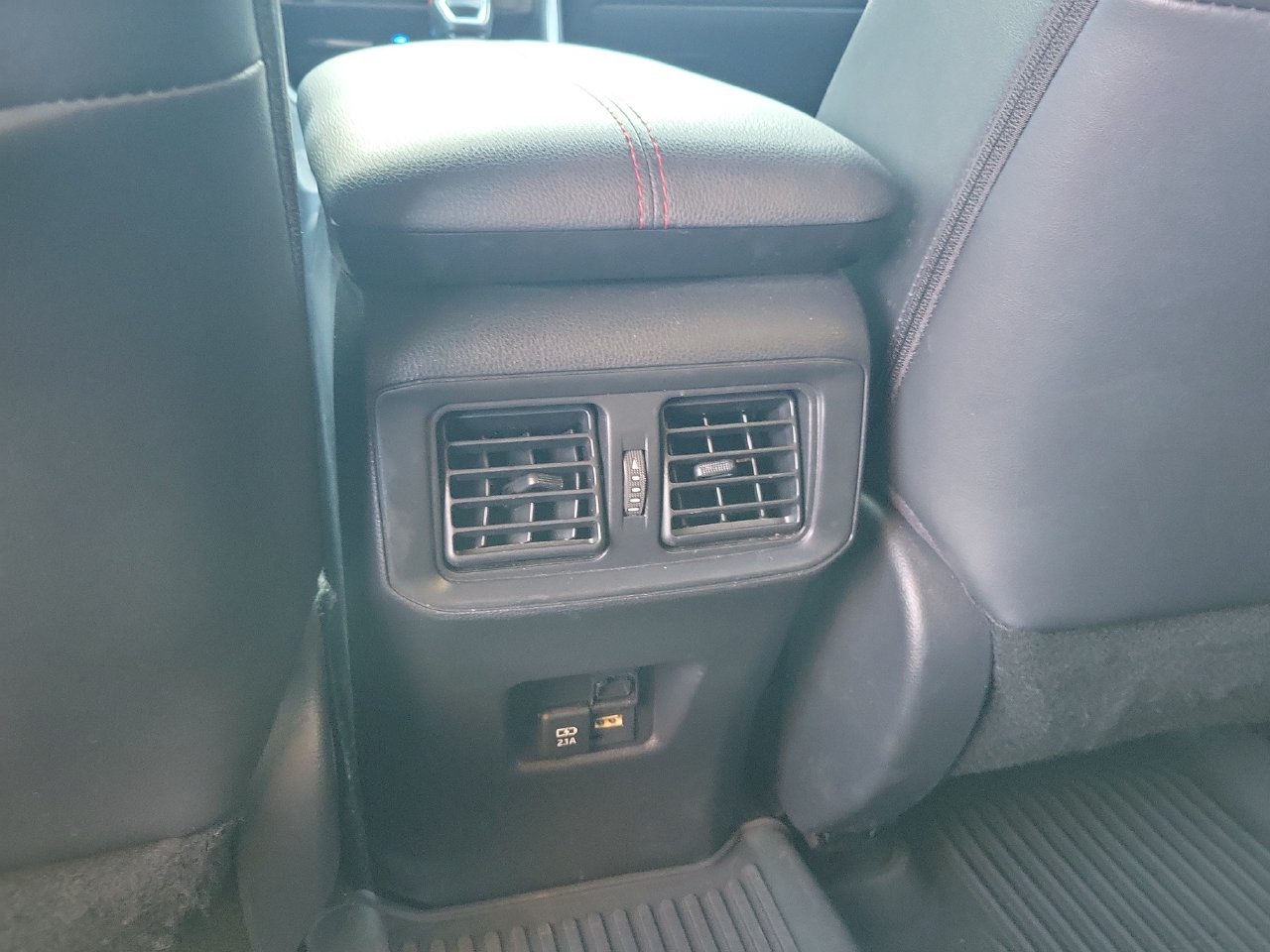 Used 2021 Toyota RAV4 XSE w/ Weather Package AWD/4WD image 12