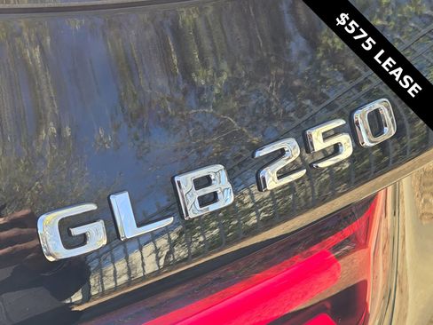 Certified 2025 Mercedes-Benz GLB 250 image 13
