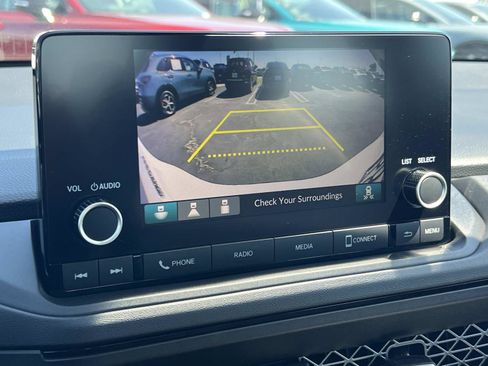 Certified 2025 Honda Accord SE image 13
