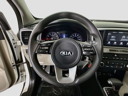Used 2022 Kia Sportage LX FWD image 13