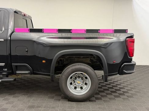 Used 2024 Chevrolet Silverado 3500 High Country w/ Technology Package AWD/4WD image 9