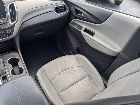 Certified 2020 Chevrolet Equinox Premier FWD image 19