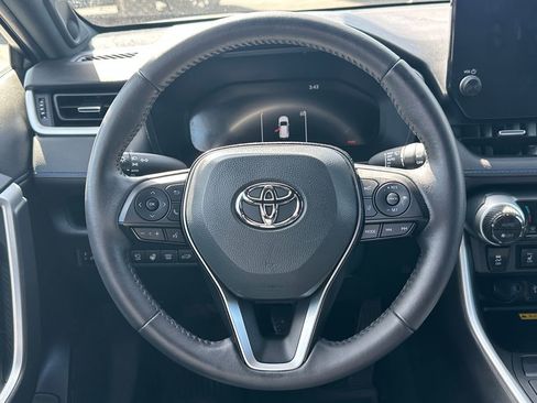 Used 2023 Toyota RAV4 XSE AWD/4WD image 19