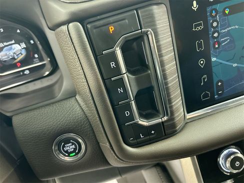 Used 2023 GMC Yukon Denali image 18