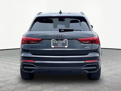 Used 2023 Audi Q3 2.0T Premium w/ Black Optic Sport Package AWD/4WD image 4
