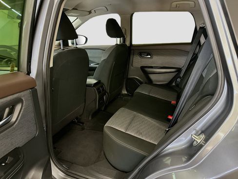 Used 2023 Nissan Rogue SV image 28