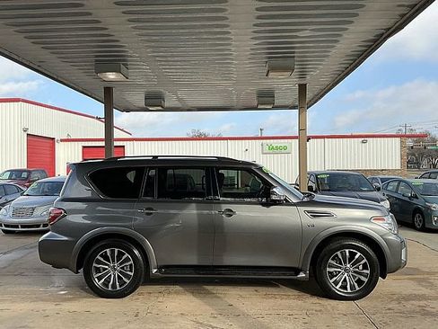 Used 2020 Nissan Armada SL w/ Premium Package image 4