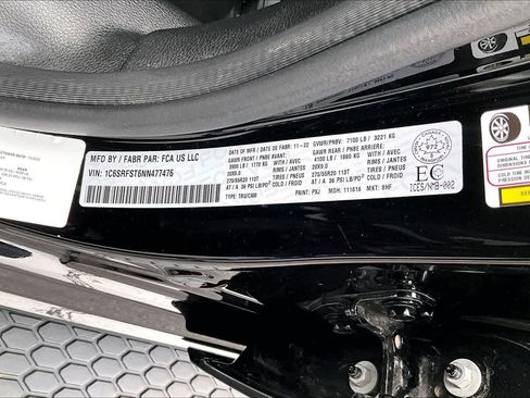 Used 2022 RAM 1500 Limited w/ Body-Colour Bumper Group image 21