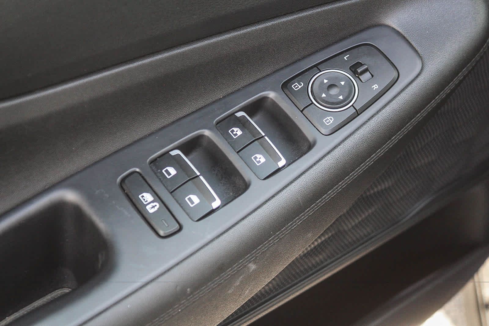 Certified 2023 Hyundai Santa Fe SEL FWD image 24