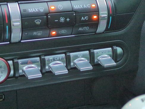 Used 2019 Ford Mustang Bullitt w/ Bullitt Electronics Package image 31